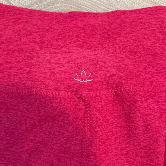 Beyond Yoga Spacedye At Your Leisure High Waisted Midi Legging Small Vivid Pink - Picture 6 of 6